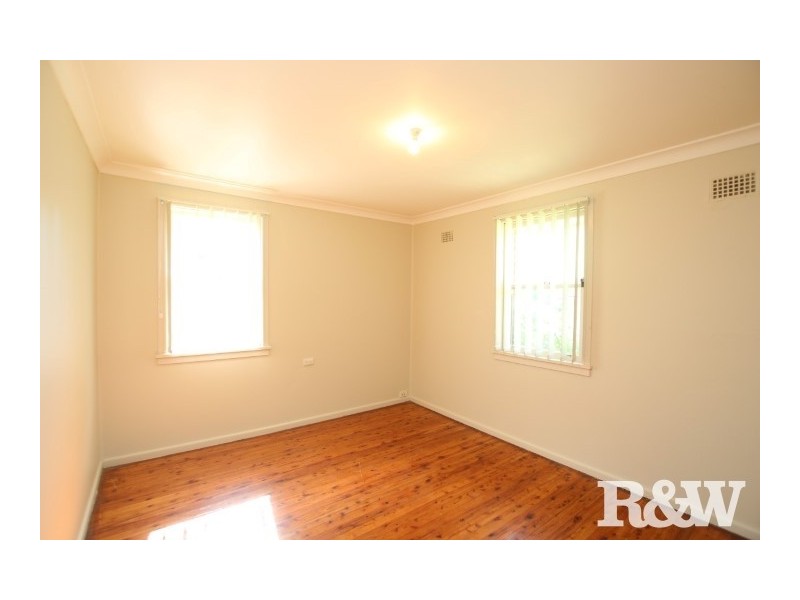 25 Kavieng Avenue, Whalan NSW 2770