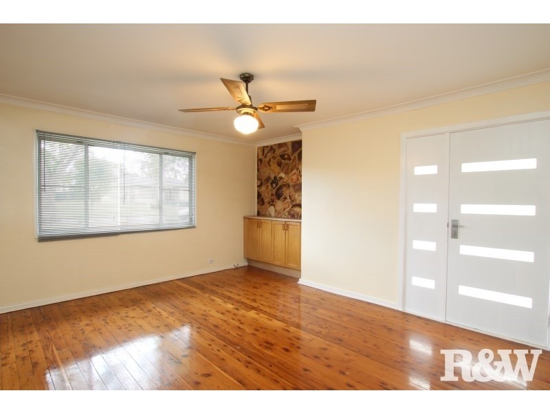 43 Nella Dan Avenue, Tregear NSW 2770