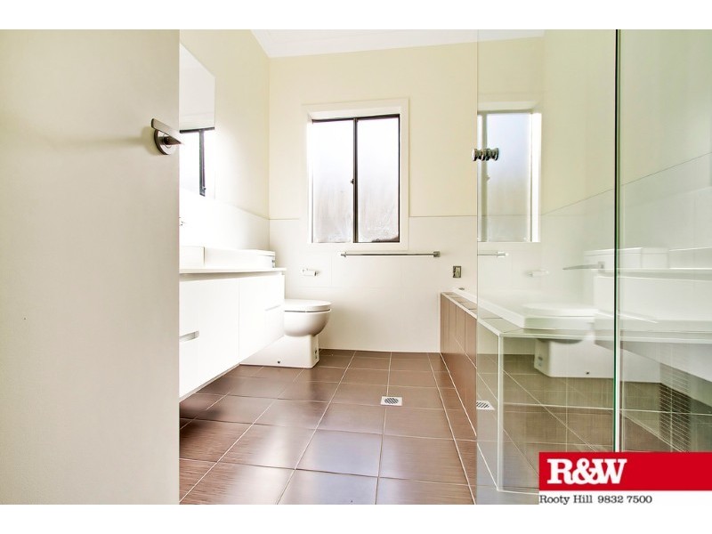 No. 7  Darug Avenue, Glenmore Park NSW 2745