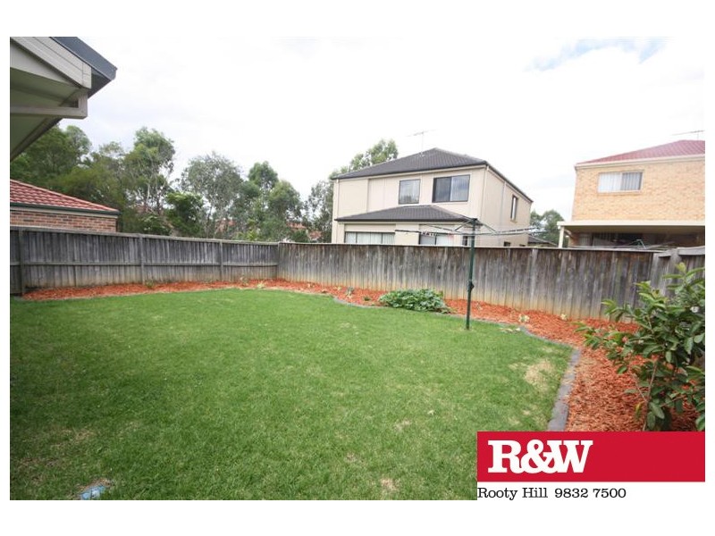 10 Cameo Circuit, Glenwood NSW 2768