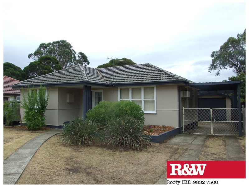 39 Lingayen Avenue, Lethbridge Park NSW 2770