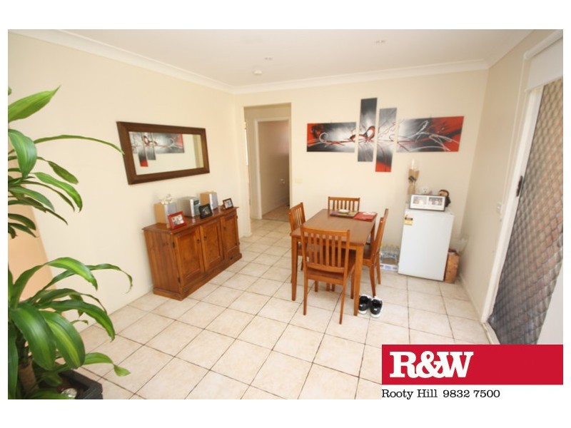 18 Hillview Place, Glendenning NSW 2761