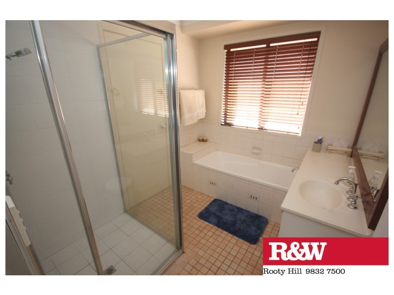 18 Hillview Place, Glendenning NSW 2761