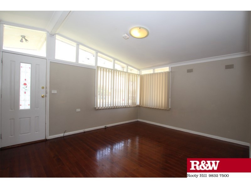 House 8 Hales Place, Blackett NSW 2770