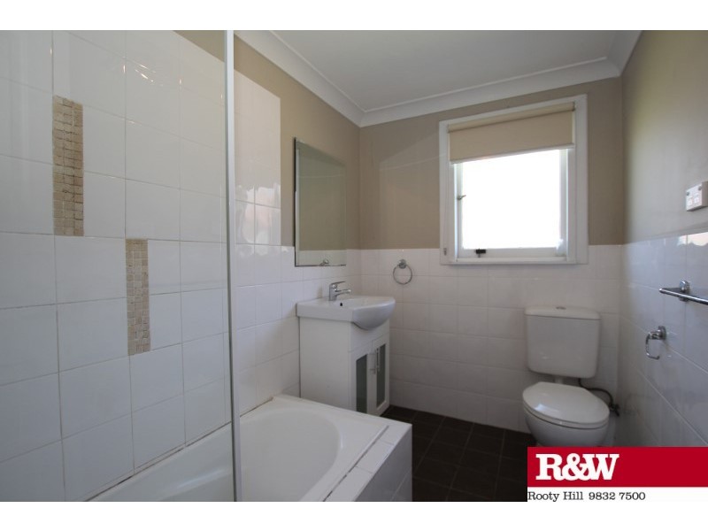 House 8 Hales Place, Blackett NSW 2770