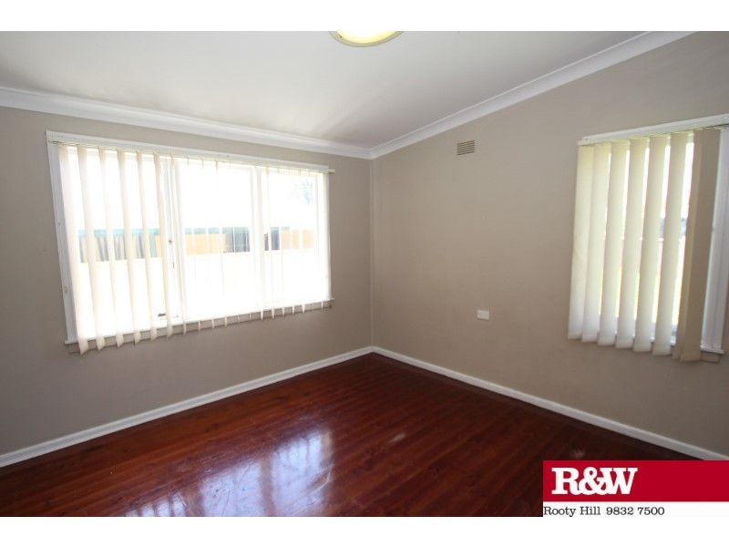 House 8 Hales Place, Blackett NSW 2770