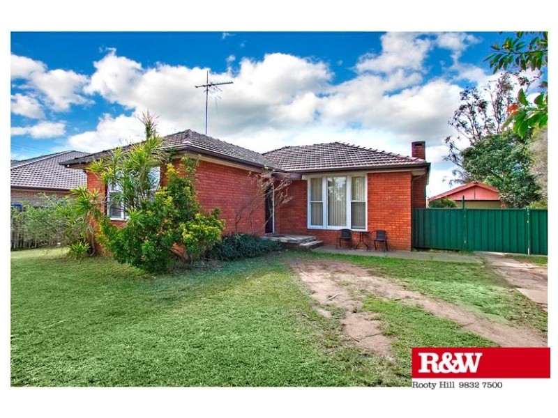 15 Montrose Street, Quakers Hill NSW 2763