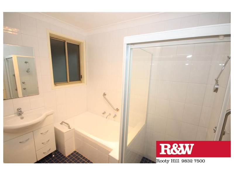 35 Colebee Crescent, Hassall Grove NSW 2761