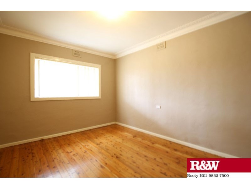 75 Canberra Street, Oxley Park NSW 2760