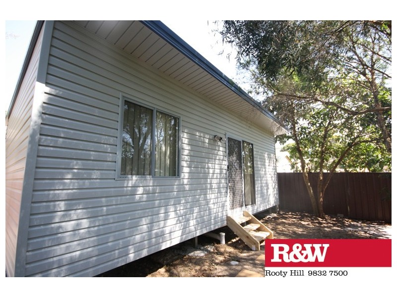 41a LINGAYEN AVENUE, Lethbridge Park NSW 2770