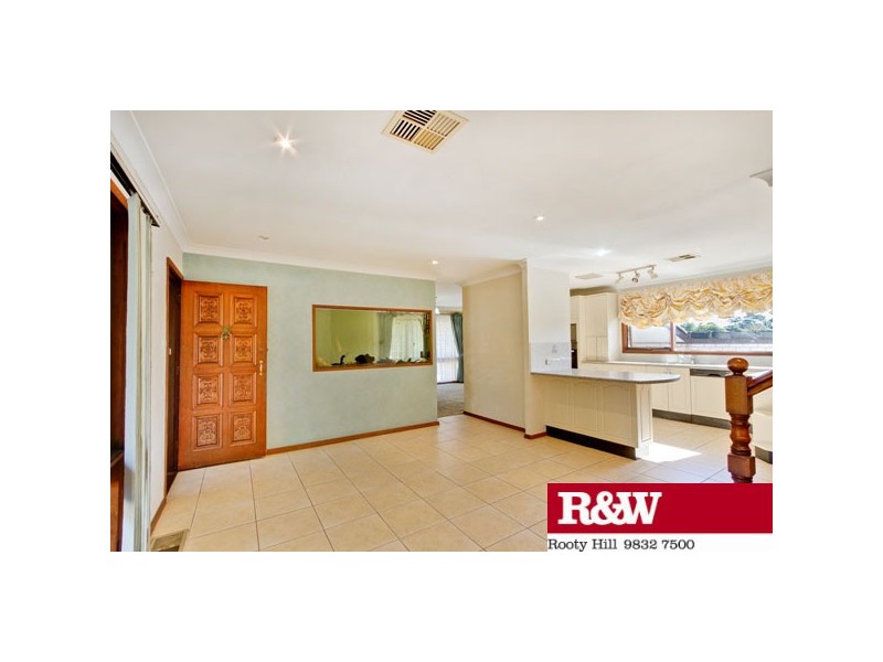 16 Doctor Lawson Place, Rooty Hill NSW 2766