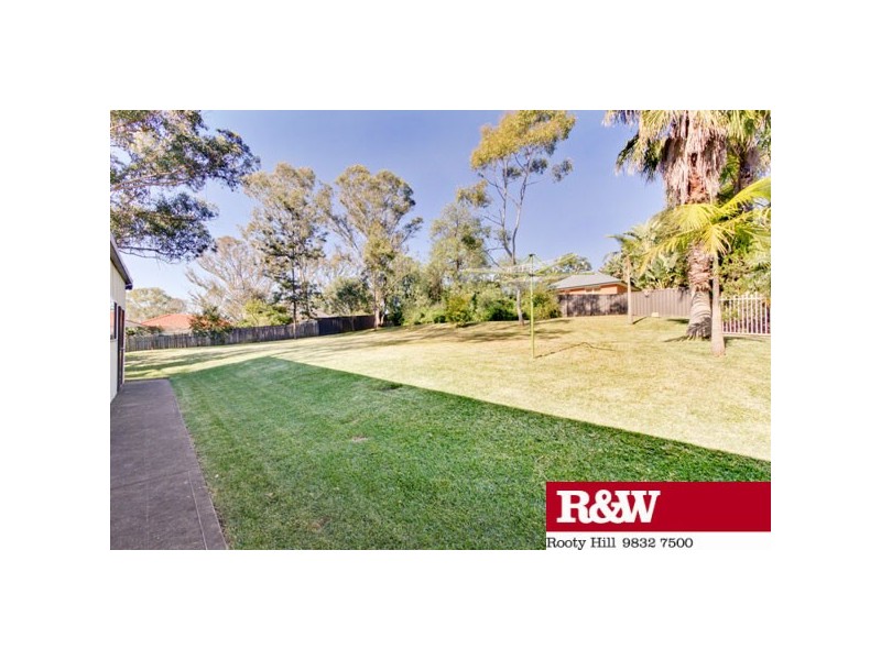 16 Doctor Lawson Place, Rooty Hill NSW 2766