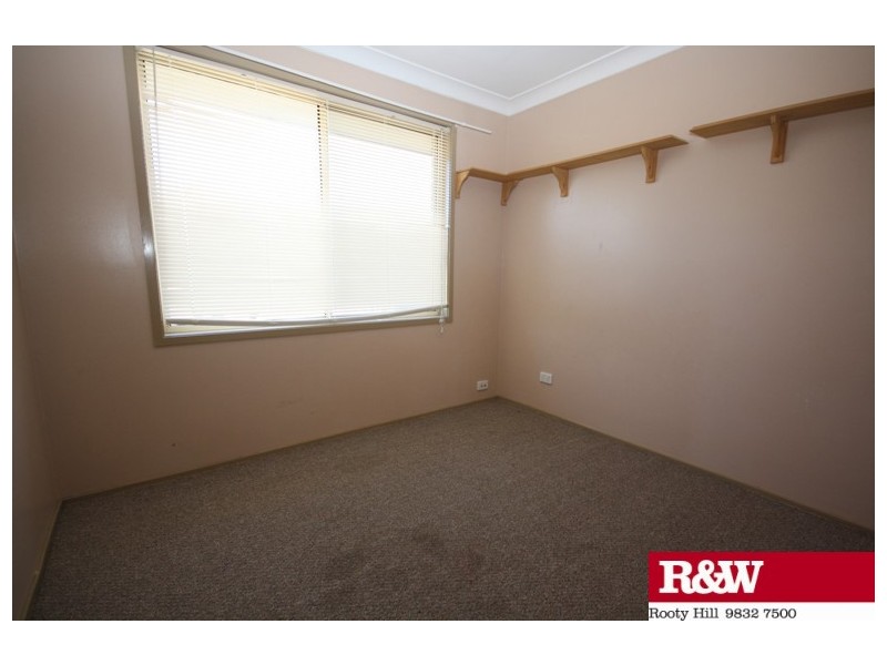 8A Thompson Avenue, Oxley Park NSW 2760