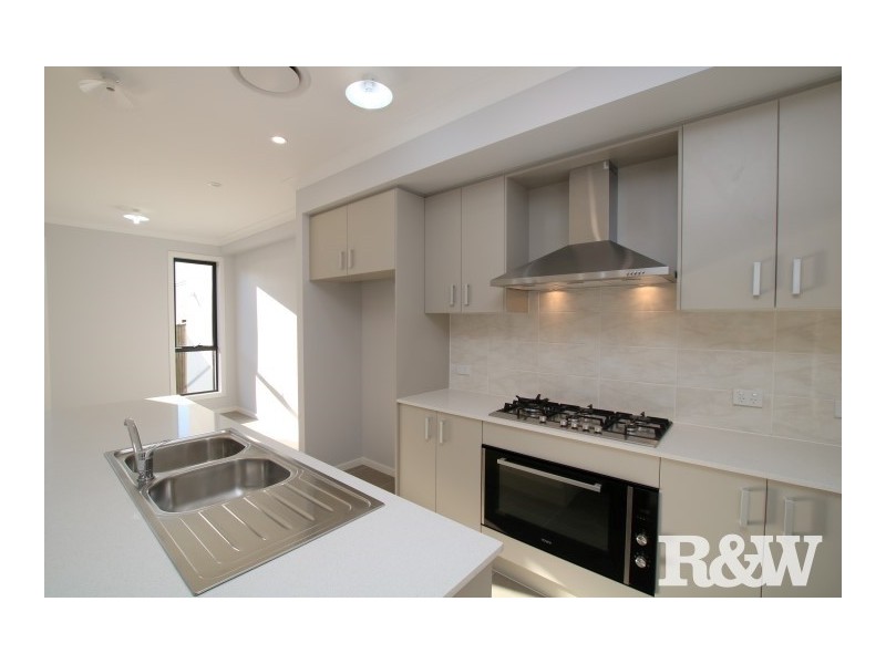 12 Hudson Street, Penrith NSW 2750