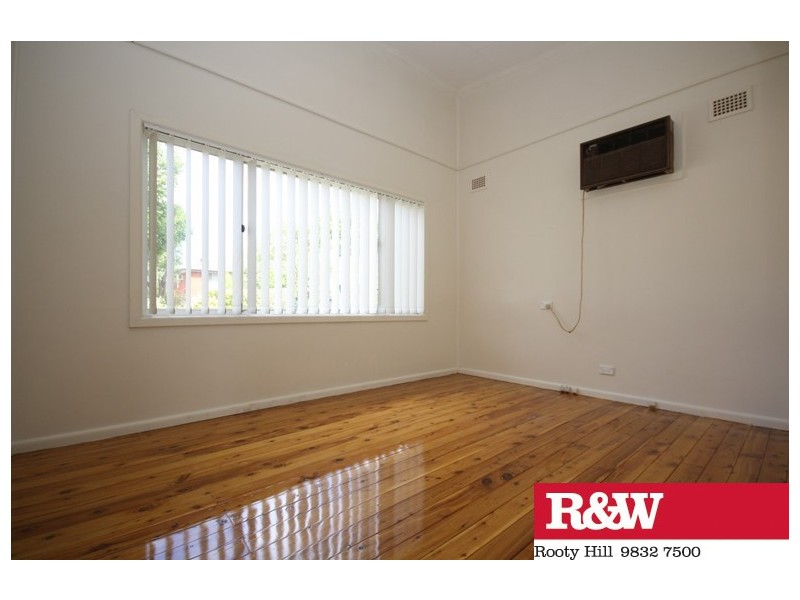 45 Elizabeth Street, Kingswood NSW 2747