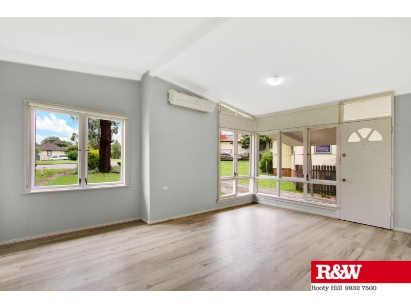 13 Biman Place, Whalan NSW 2770