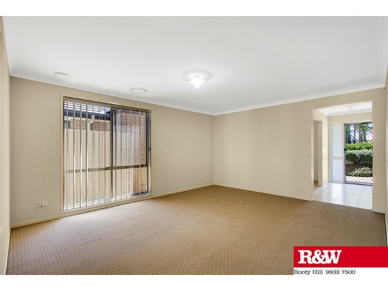 5 Pandorea Street, Claremont Meadows NSW 2747