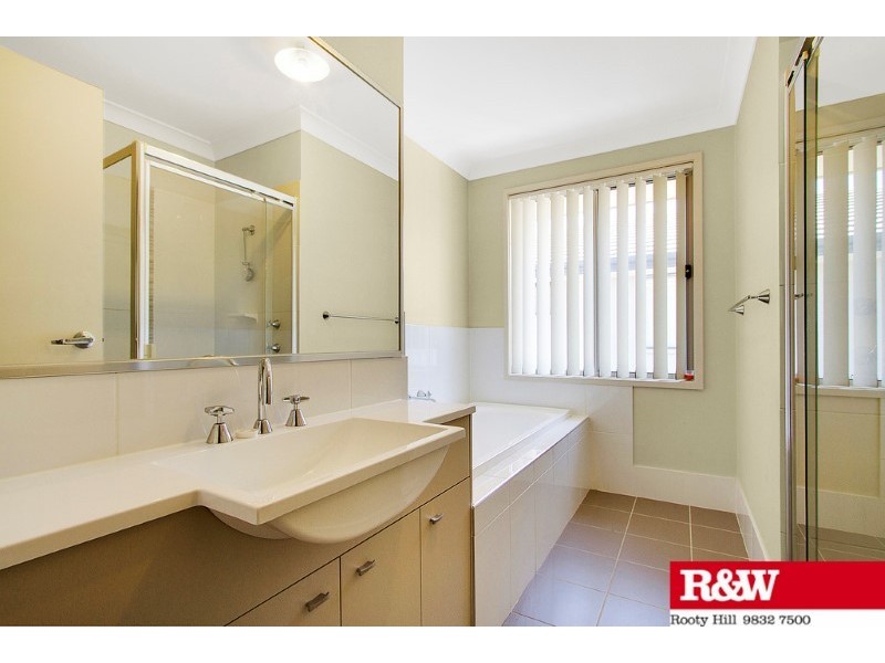 5 Pandorea Street, Claremont Meadows NSW 2747