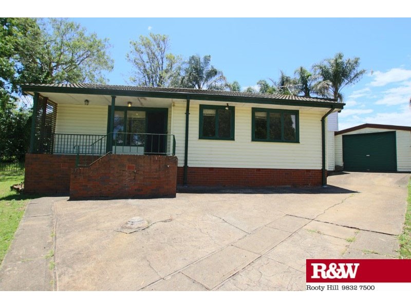 7 Law Crescent, Tregear NSW 2770