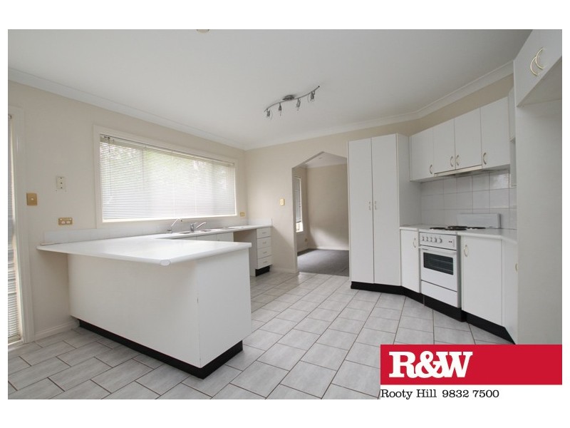 12 Leanne Place, Quakers Hill NSW 2763
