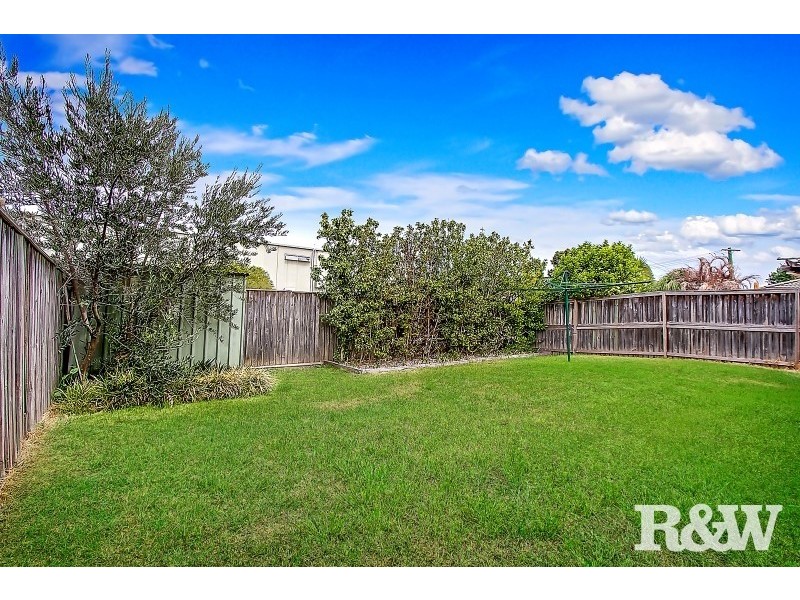 10 Redgum Circuit, Glendenning NSW 2761