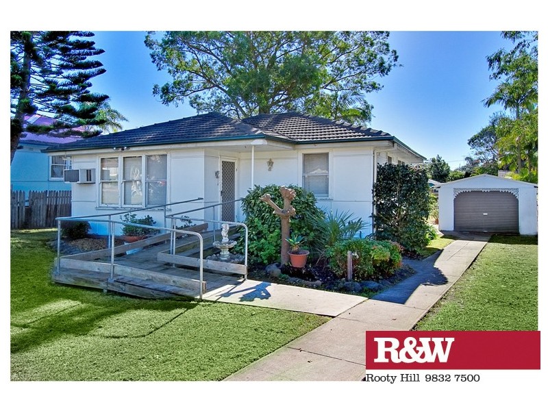 11 Noel Street, Marayong NSW 2148