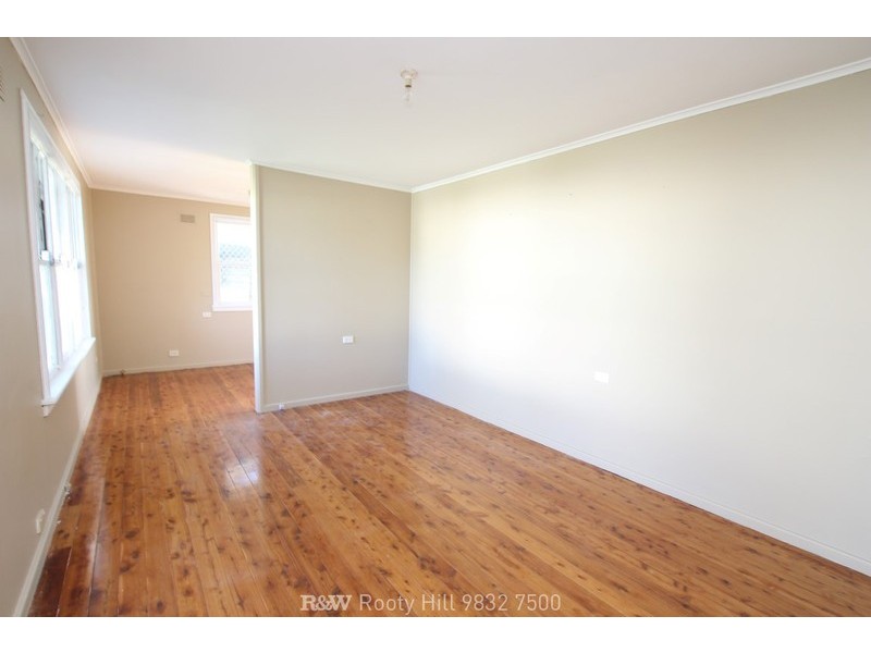 221 Samarai Road, Whalan NSW 2770