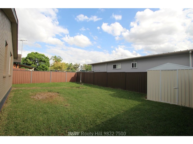 20 Melanesia Avenue, Lethbridge Park NSW 2770