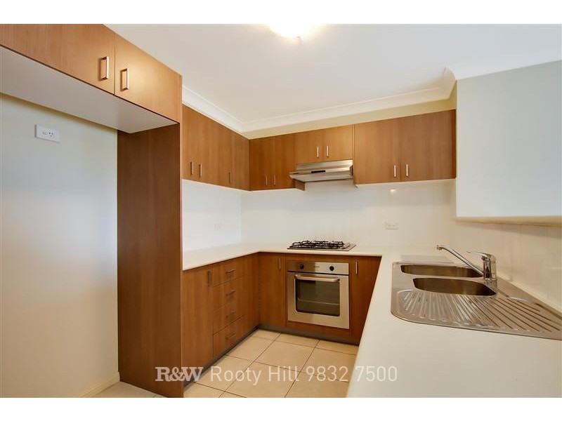 17 Bond Place, Oxley Park NSW 2760