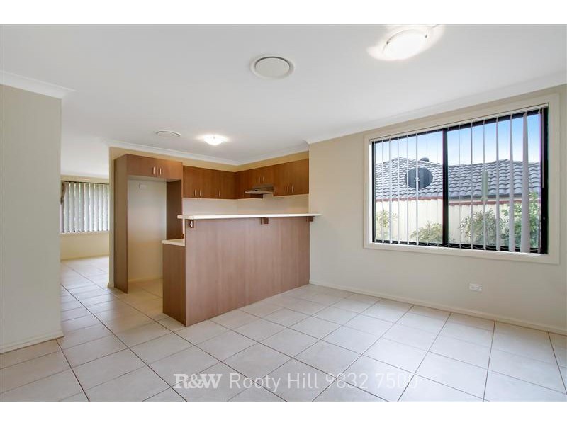 17 Bond Place, Oxley Park NSW 2760