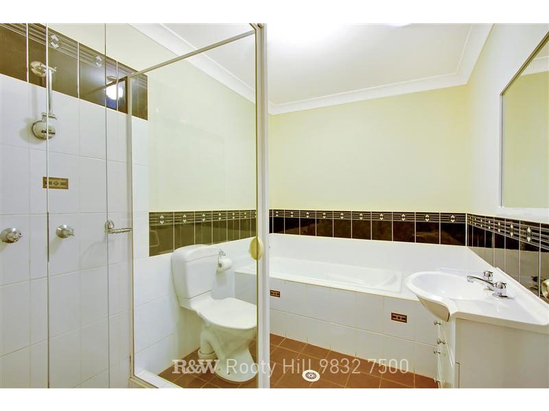 17 Bond Place, Oxley Park NSW 2760