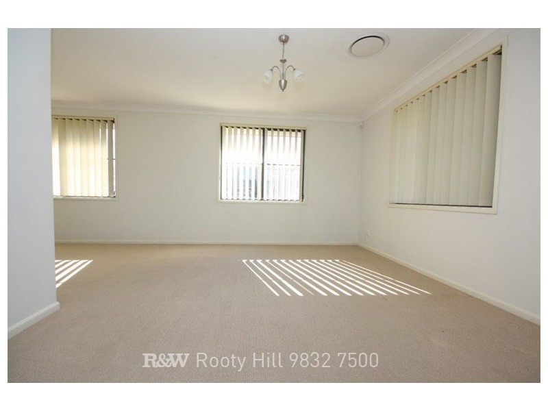 104 Parkwood Crescent, Plumpton NSW 2761