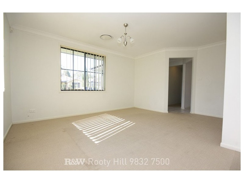 104 Parkwood Crescent, Plumpton NSW 2761