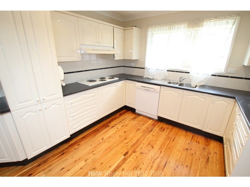 25 Sheba Crescent, South Penrith NSW 2750