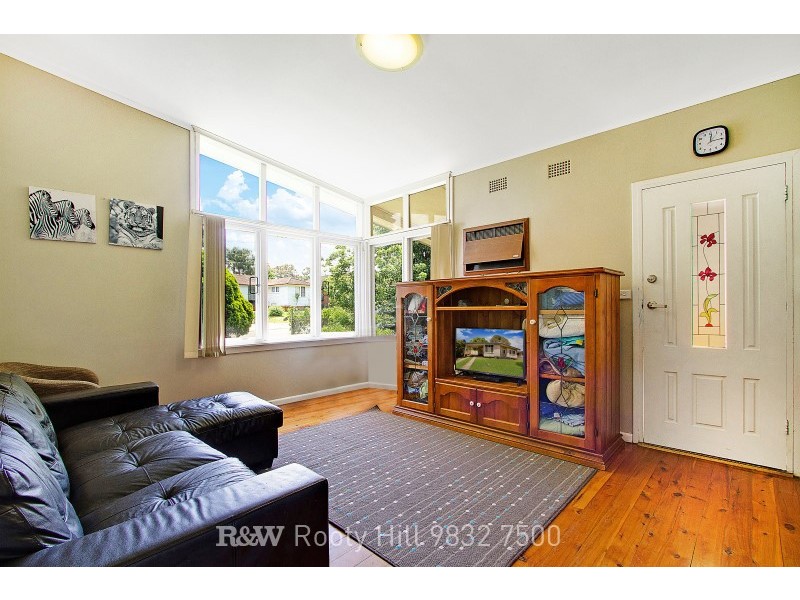 29 Neriba Crescent, Whalan NSW 2770