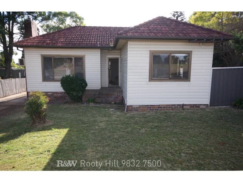 15 Stapleton Parade, St Marys NSW 2760