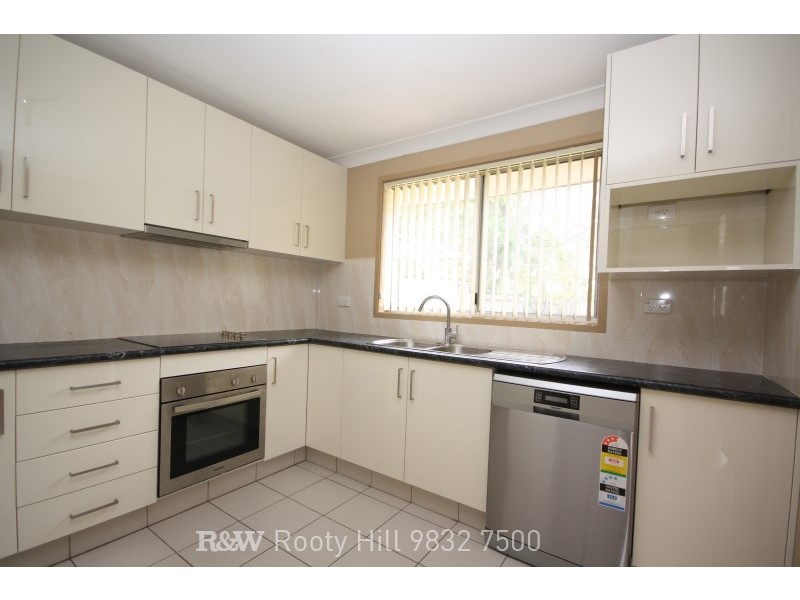 13a Pangari Crescent, Dharruk NSW 2770