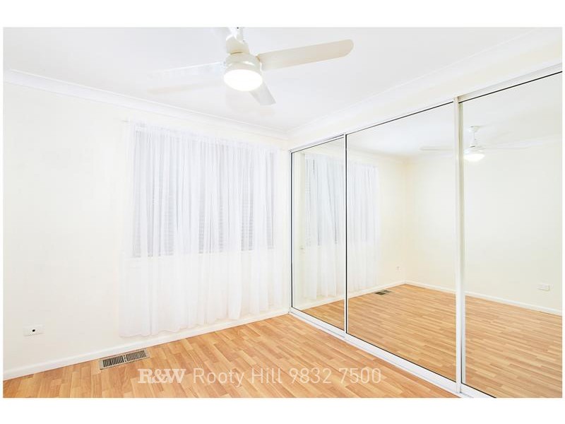 54 Nella Dan Avenue, Tregear NSW 2770