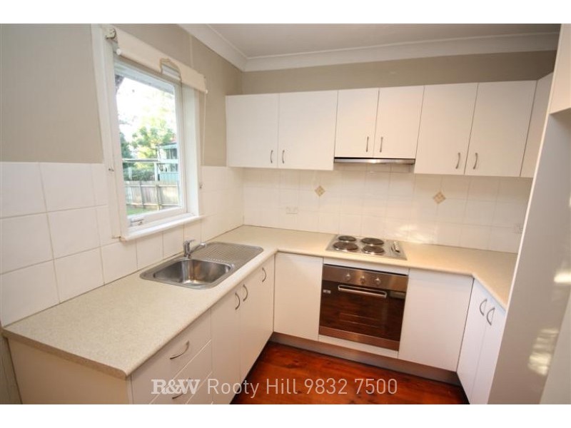 5 Kista Dan Avenue, Tregear NSW 2770