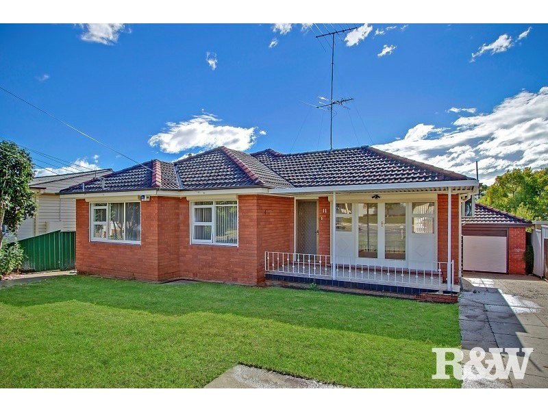 11 Nancy Street, St Marys NSW 2760