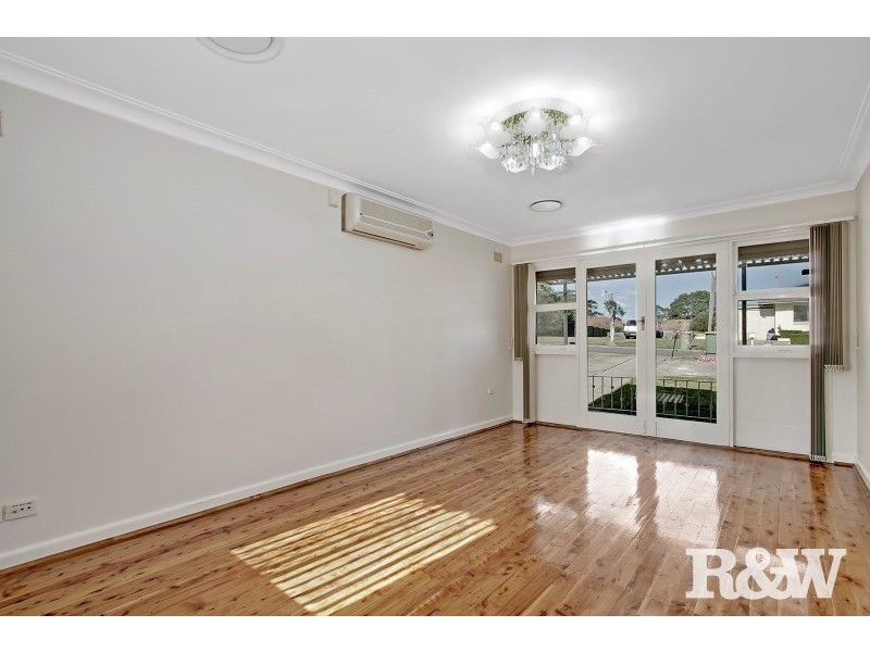 11 Nancy Street, St Marys NSW 2760