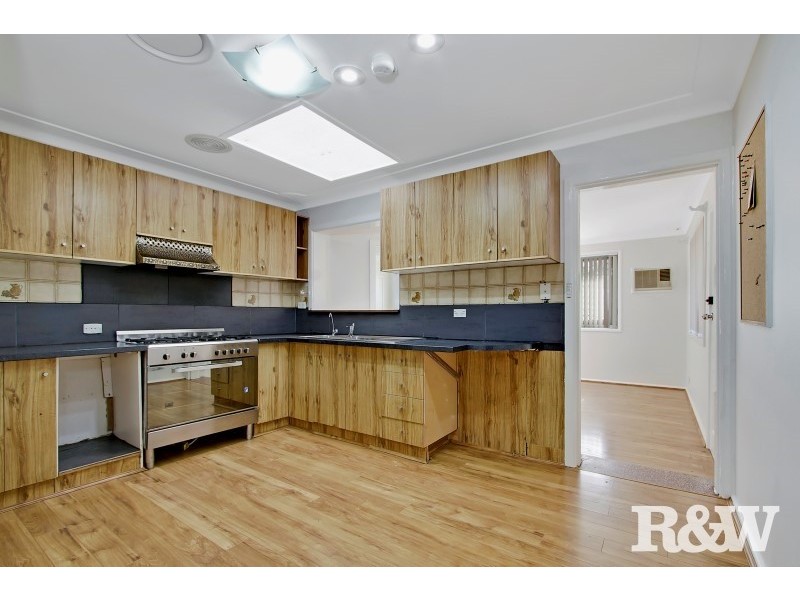 11 Nancy Street, St Marys NSW 2760