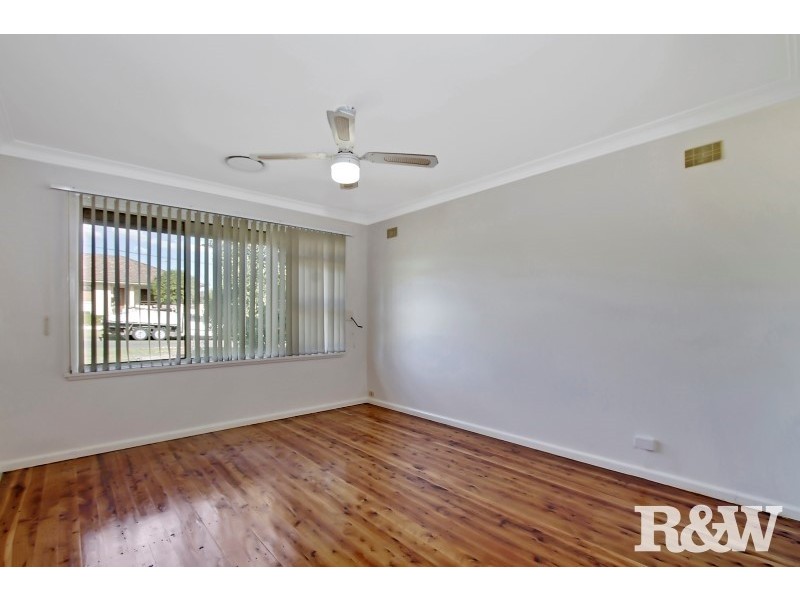 11 Nancy Street, St Marys NSW 2760