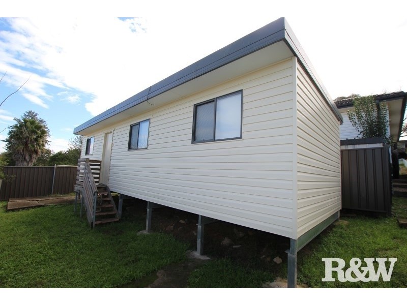 20A Nella Dan Avenue, Tregear NSW 2770