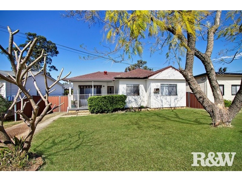 2A Lincoln Drive, Cambridge Park NSW 2747