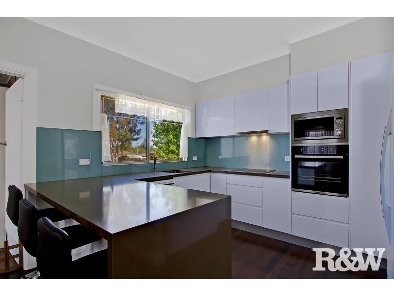 2A Lincoln Drive, Cambridge Park NSW 2747