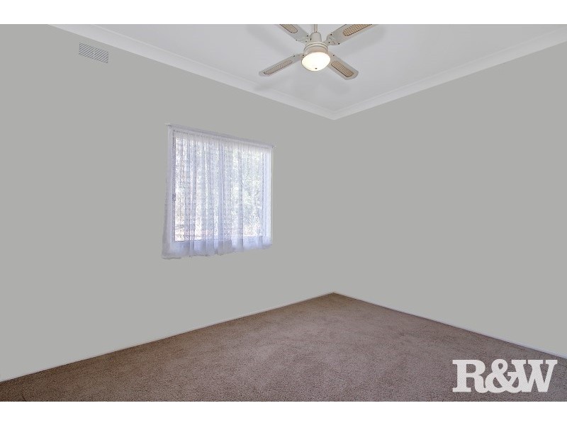 2A Lincoln Drive, Cambridge Park NSW 2747