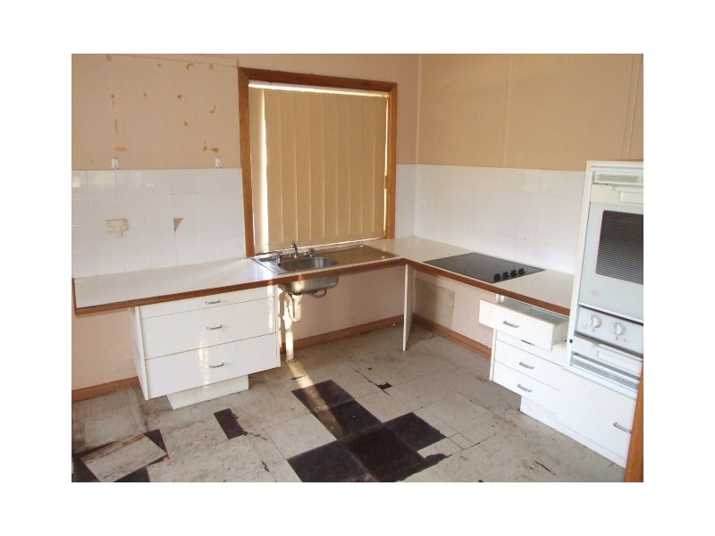 18 SYCAMORE STREET, North St Marys NSW 2760