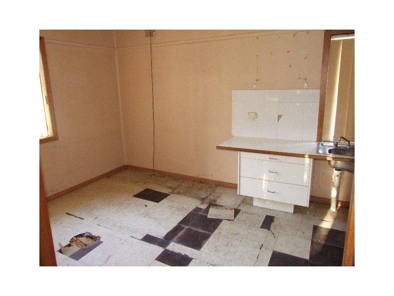 18 SYCAMORE STREET, North St Marys NSW 2760