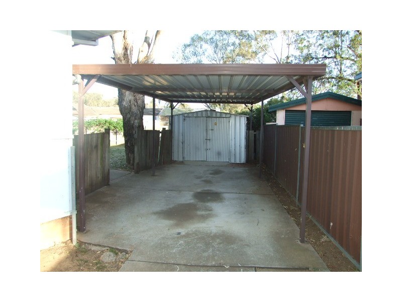 18 SYCAMORE STREET, North St Marys NSW 2760